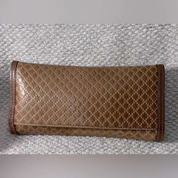 🔥🔥GUCCI Authentic Vintage Large Leather Wallet - Picture 2 of 11